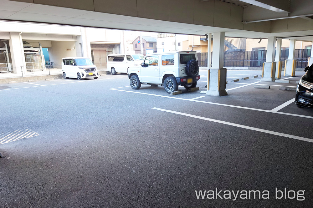 かごの屋 JR和歌山駅前店 駐車場