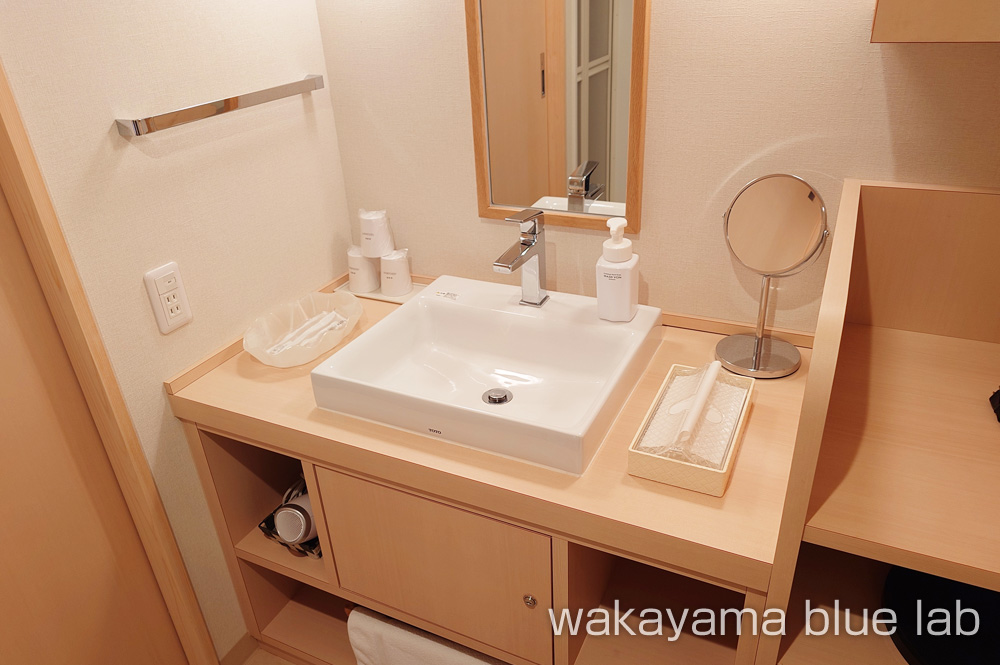 ホテル山桃花 洗面所