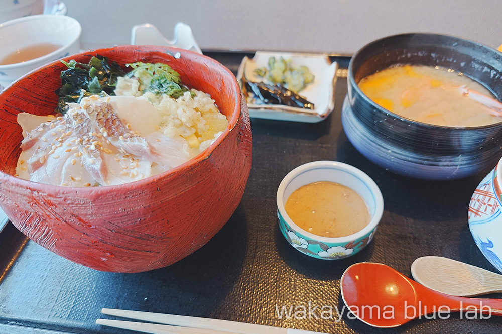 ひいなの湯 鯛どんぶり
